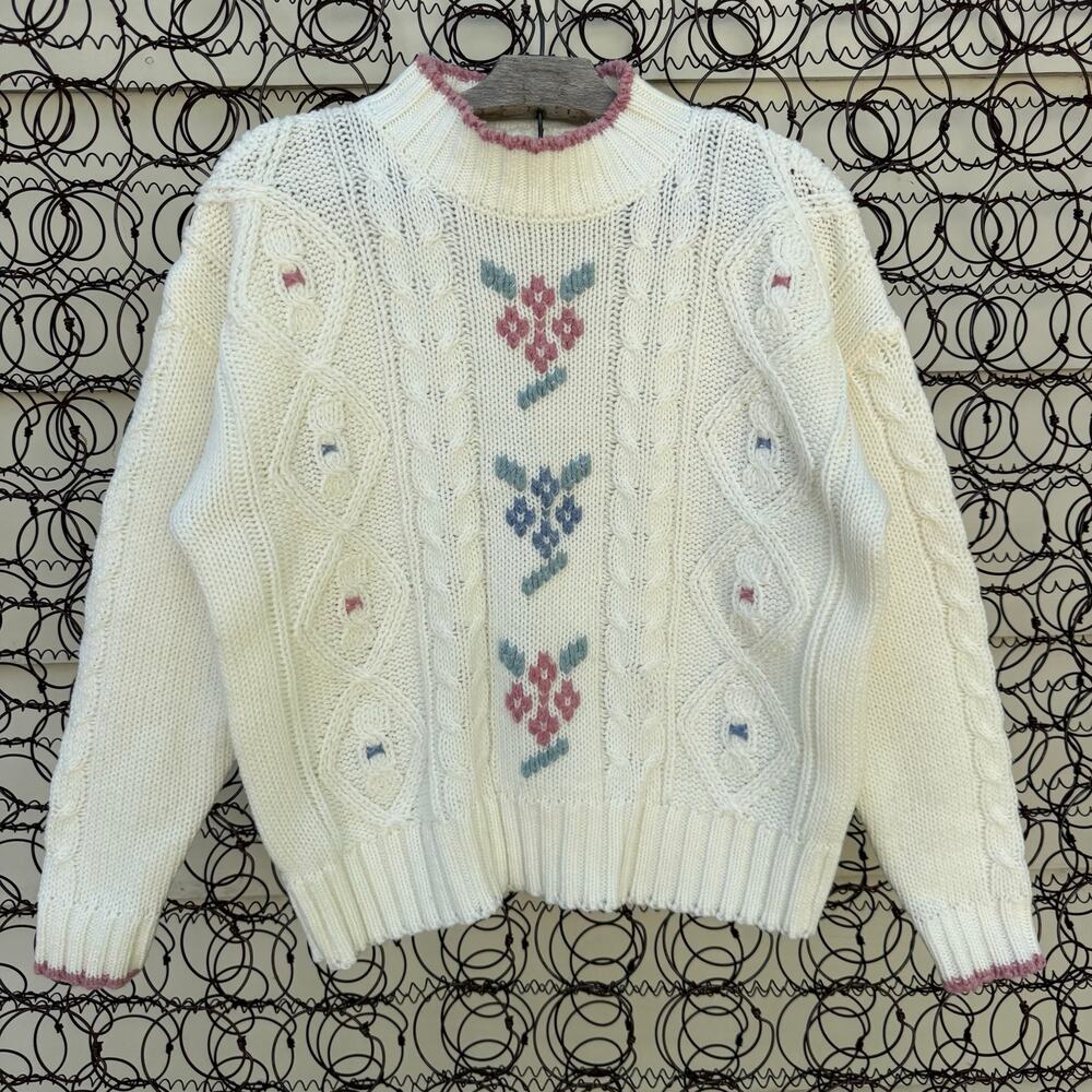 Vintage 90s Cottagecore Coquette Whimsy Grannycore Knit Floral Sweater MEDIUM?